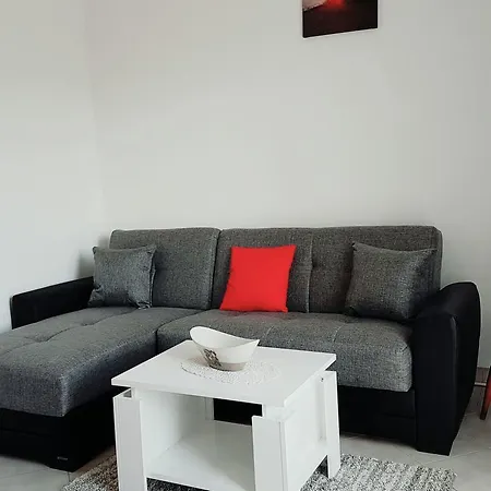 Apartment Oceania